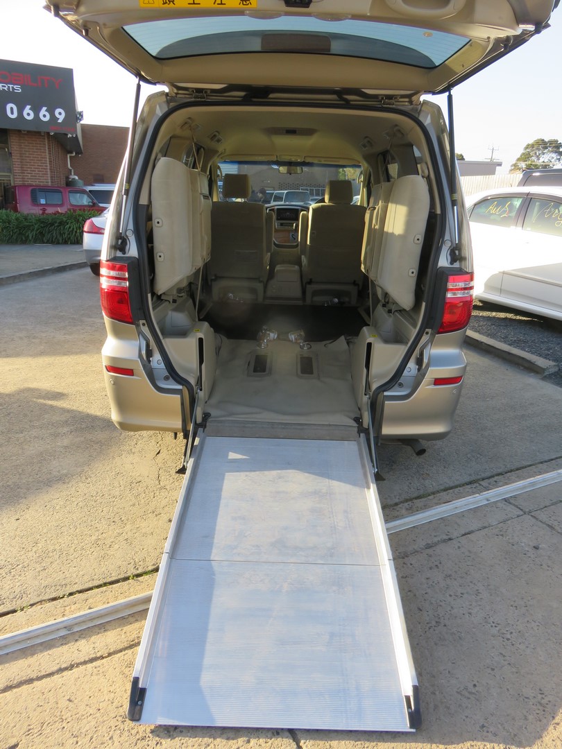 2006 Toyota Alphard Wheelchair Access Vehicle WAV Import Revolution Japan